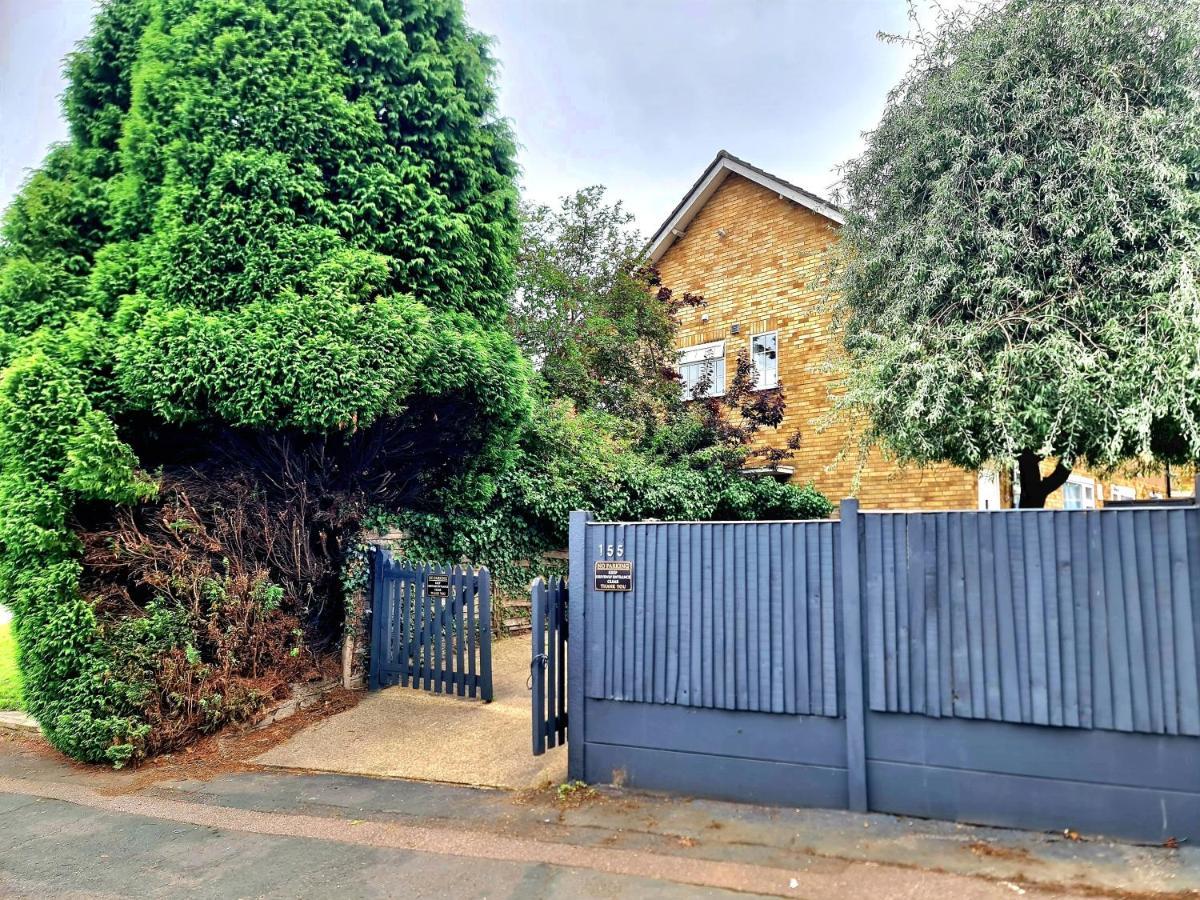 Potter'S Escape-Walking Distance From The Studios! Abbots Langley Екстериор снимка